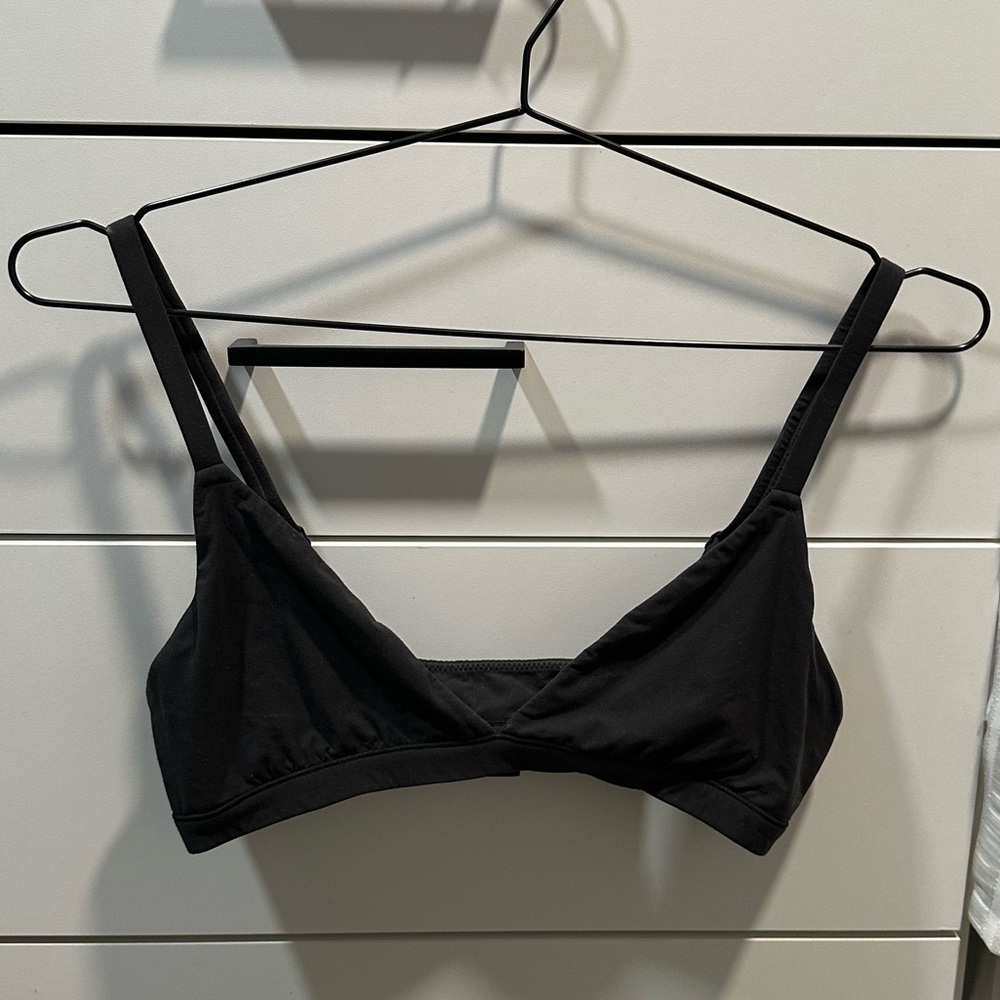 Skims Fits Everybody Triangle Bralette